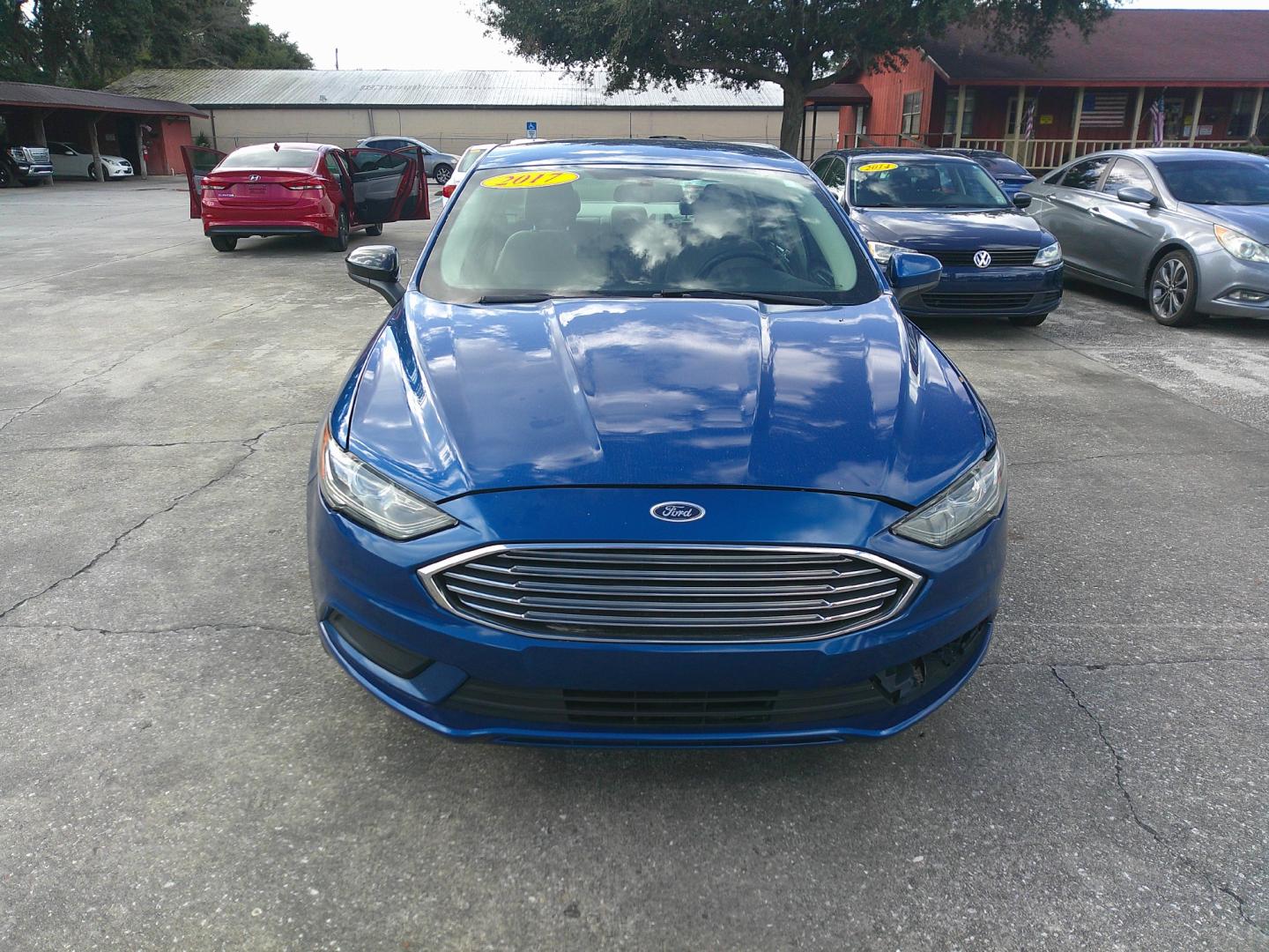 2017 BLUE FORD FUSION SE (3FA6P0HD6HR) , located at 1200 Cassat Avenue, Jacksonville, FL, 32205, (904) 695-1885, 30.302404, -81.731033 - Photo#0